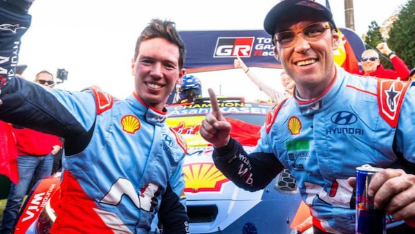 WRC, Neuville e Toyota campioni del mondo
