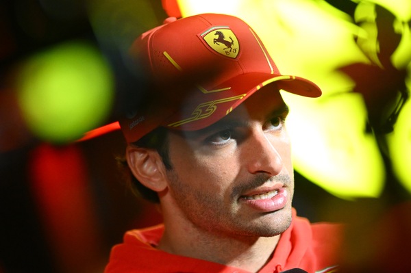 Sainz, in Qatar per smentire la teoria di sfavoriti e con la voglia di vincere