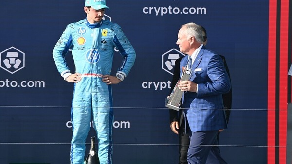 Dopo Nielsen, Mayer: la FIA taglia ancora. Russell: "Chi sarà il prossimo?"