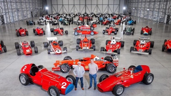 Occasione imperdibile: Ecclestone vende tutta la sua collezione preziosissima di F1