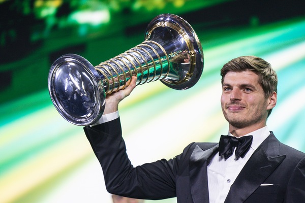 Verstappen e il mercato: con Mercedes discussioni costruttive