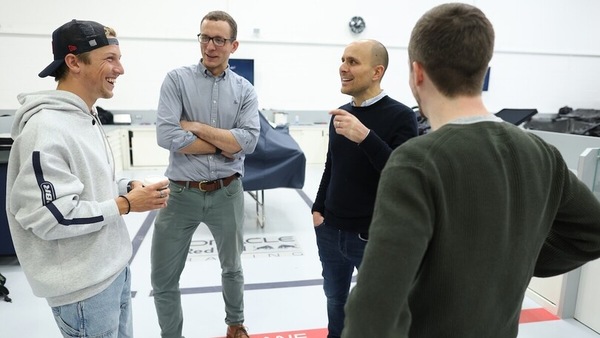 Red Bull, Lawson torna in fabbrica nei panni del titolare