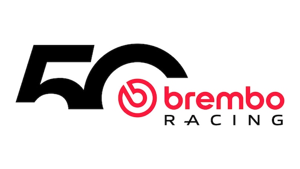 Brembo festeggia 50 anni di eccellenza nel motorsport con un nuovo logo