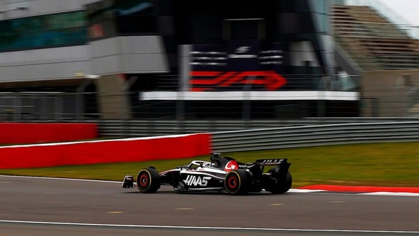 Haas VF-25, il debutto a Silverstone mostra le prime novità