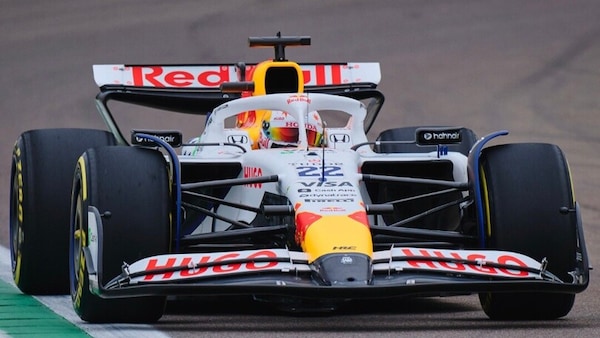 Racing Bulls VCARB-02: debutto ad Imola