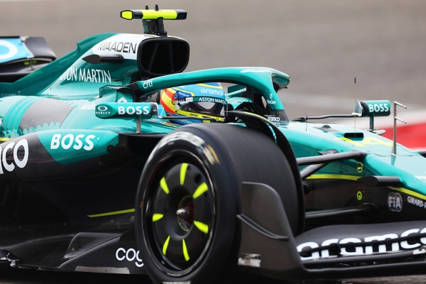 Alonso: Aston è migliorata, difficile vincere fuori dai top 4