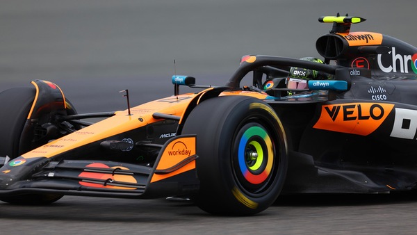 Norris: "Bello che tutti ci vedano i favoriti. Ferrari la rivale numero 1"