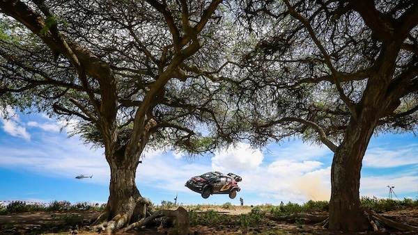 WRC, Evans Leader in Kenya dopo la prima tappa