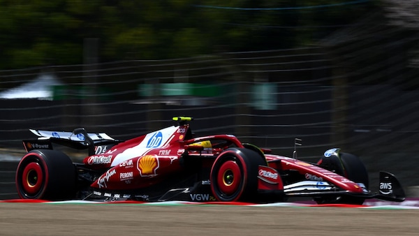 Vasseur: "Ferrari a 2-3 decimi. Aggiornamenti? Sì, ma..."