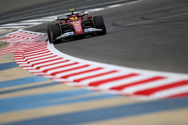 Le FP2 a Sakhir: Piastri il più veloce, davanti a Norris e Russell
