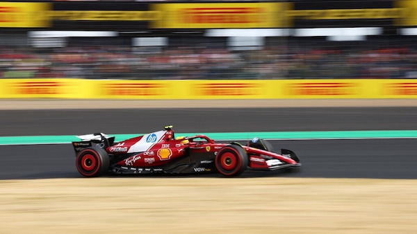 Ferrari svela il Bahrain un fondo tutto nuovo