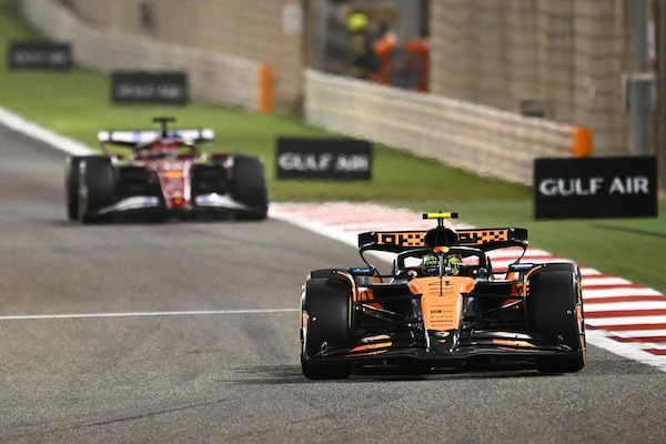 Piastri vince da dominatore in Bahrain, Ferrari veloce ma non basta. Russell 2°