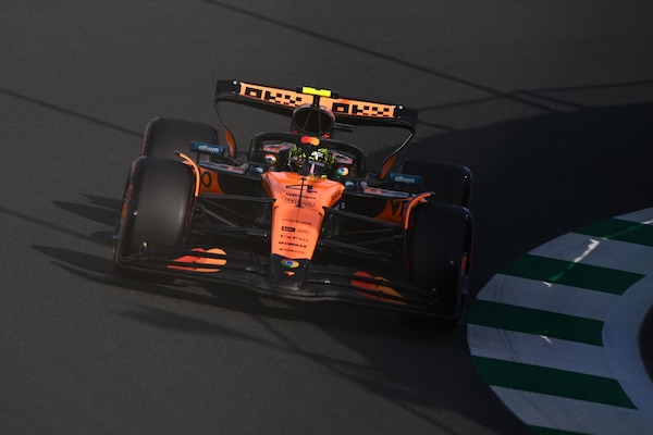 GP Arabia Saudita, FP3: domina la McLaren, Hamilton in grande difficoltà