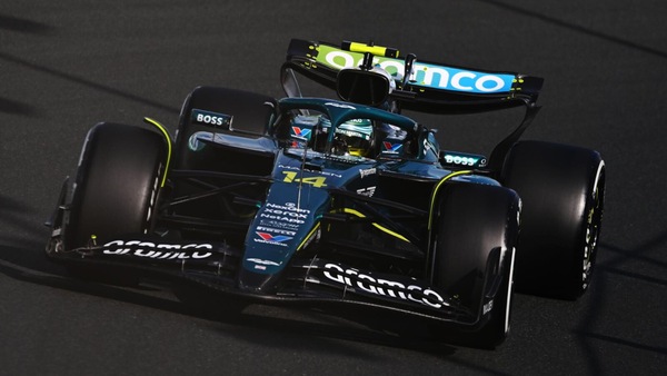 Aston Martin, inizio 2025 da dimenticare: riunione a Silverstone per invertire la rotta