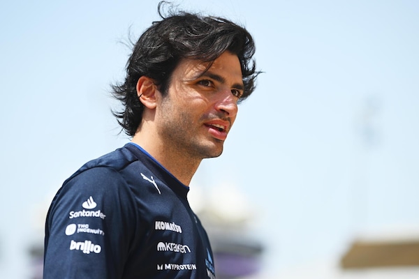 Carlos Sainz rivela: "Vowles mi cercò prima dell'addio alla Ferrari"
