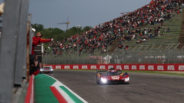 6 Ore Imola, è una Ferrari che impara dagli errori: vince in casa per la prima volta dal '73