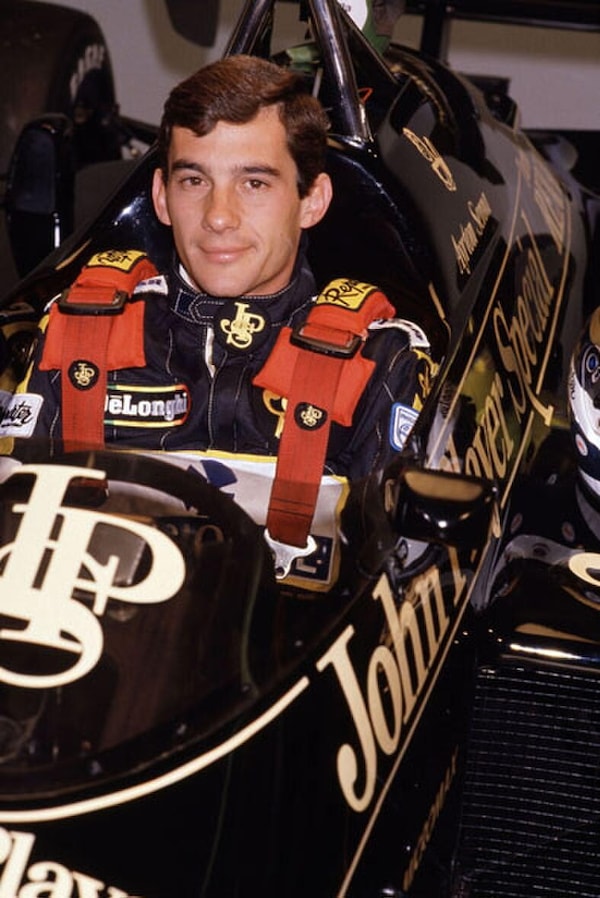 GP Portogallo 1985, arriva l'Uomo Nero: 40 anni fa la prima vittoria di Ayrton Senna