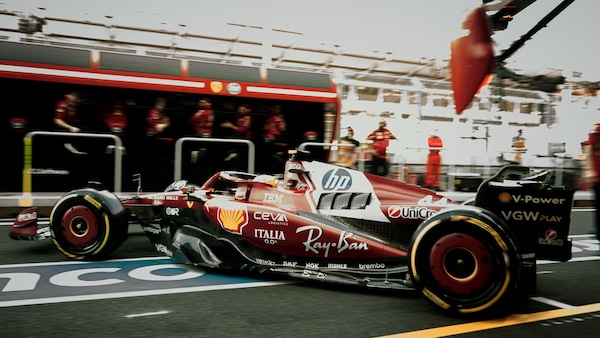 Ferrari "Speciale" a Miami oltre la livrea, Vasseur cerca progressi