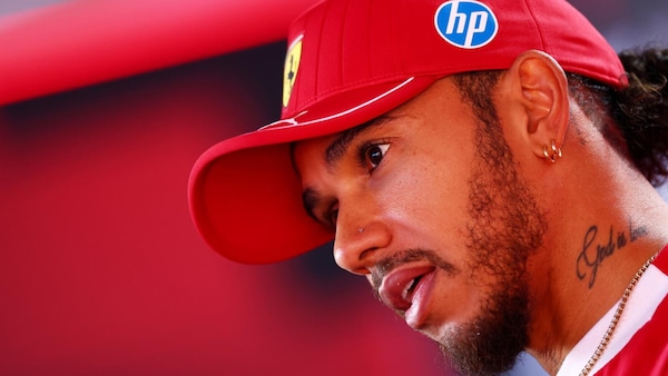 Hamilton ai critici: giudicatemi quando sarà conclusa l'avventura in Ferrari