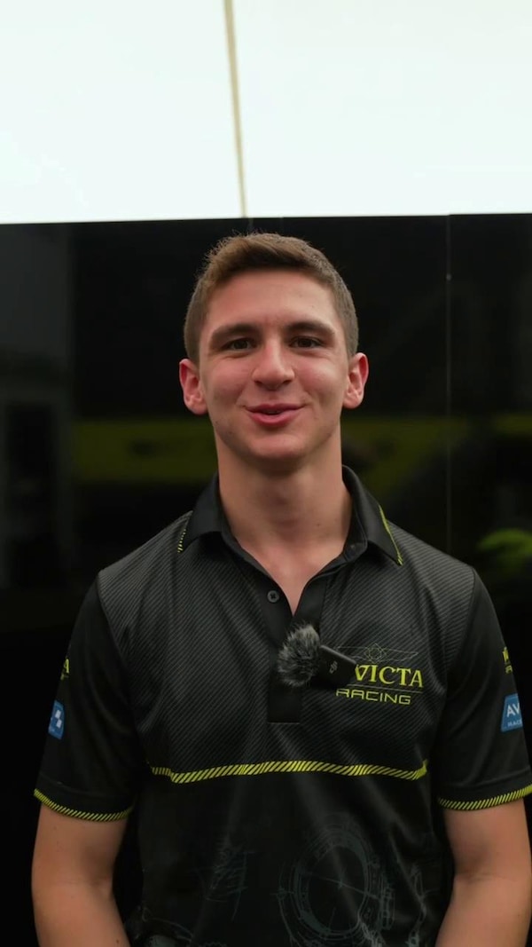 Leonardo Fornaroli mostra in anteprima ai social di Autosprint il casco speciale per Imola