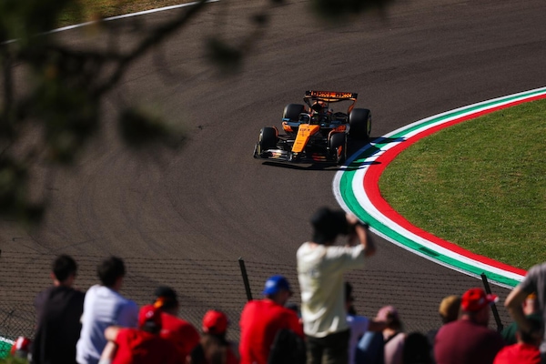 GP Emilia-Romagna, FP2: super McLaren, Ferrari attardate