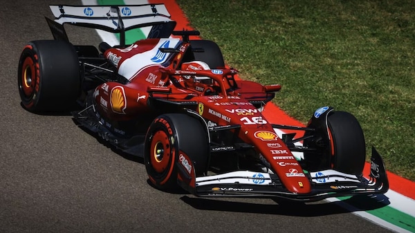 Vasseur: "Giornata dura, non è quello che ci aspettavamo per i tifosi, ma il passo è buono"