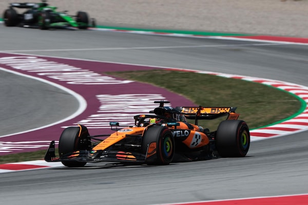 GP Spagna, FP2: Piastri scappa, Ferrari in difficoltà
