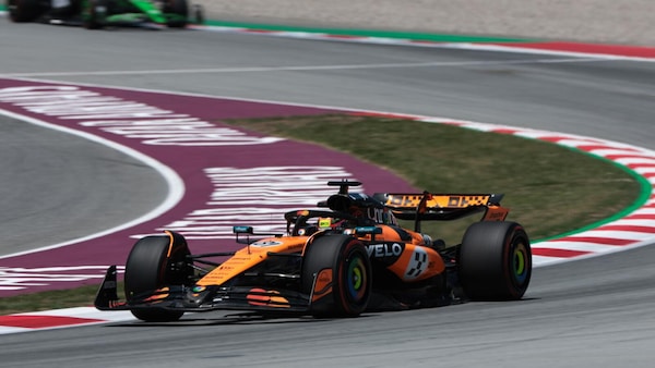 GP Spagna, FP2: Piastri scappa, Ferrari in difficoltà