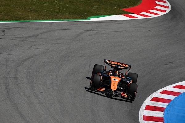 GP Spagna, FP3: volano le McLaren