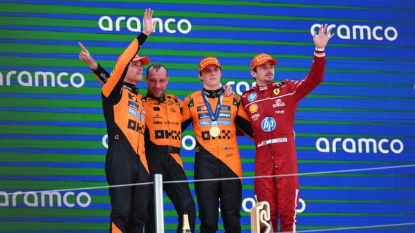 Piastri trionfa a Barcellona, è doppietta McLaren. Niente penalità per Leclerc: è 3°