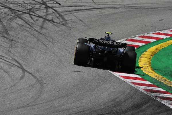 Brixworth, abbiamo un problema: motori Mercedes, anche McLaren in allarme?