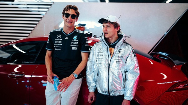 Il fuori pista che non ti aspetti: Mercedes sotto i riflettori