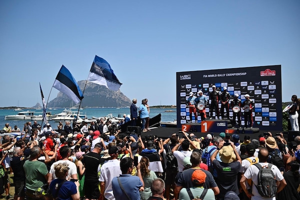 Ogier vince il Rally Italia Sardegna, Daprà al top in WRC2