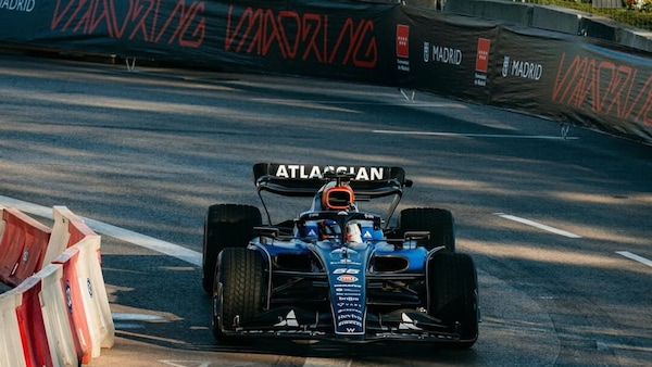 Madring: lo show run con Carlos Sainz e Williams