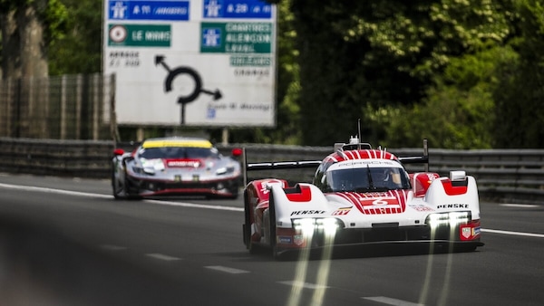 24 Ore Le Mans: squalificata una Porsche, nelle libere 2 si rivede Toyota