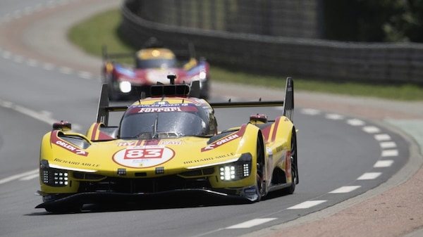 Ferrari fa ancora la storia, la 24 Ore di Le Mans è di Kubica-Ye-Hanson