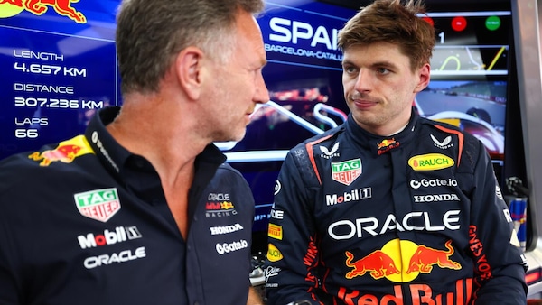 Horner: "Noi non molliamo mai: il quinto titolo di Verstappen è difficile, ma non impossibile"