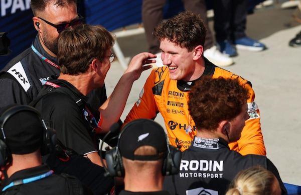 Alexander Dunne, il leader di classifica in F2, debutta nelle FP1 con McLaren in Austria