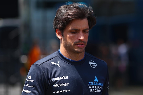 Carlos Sainz Jr parla della scelta del padre di ritirarsi dalla corsa alla presidenza FIA