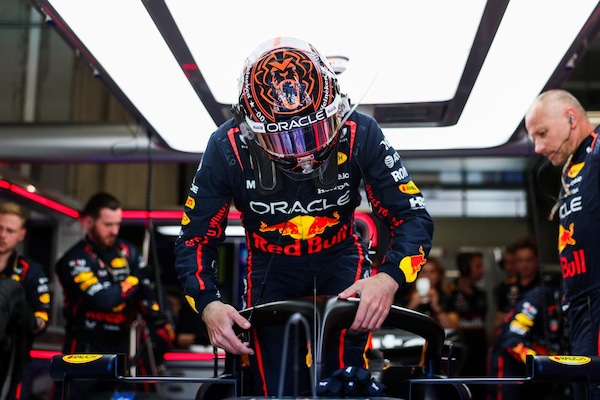 Incidente al giro 1, Antonelli: "Chiedo scusa a Max". Verstappen: "Al titolo non guardo più"