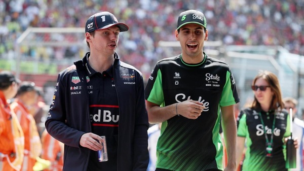 Bortoleto parla del suo legame con Verstappen: ""Per me, insieme a Senna, è il miglior pilota di sempre”