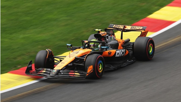 GP Belgio: doppietta McLaren, Leclerc straordinario chiude terzo