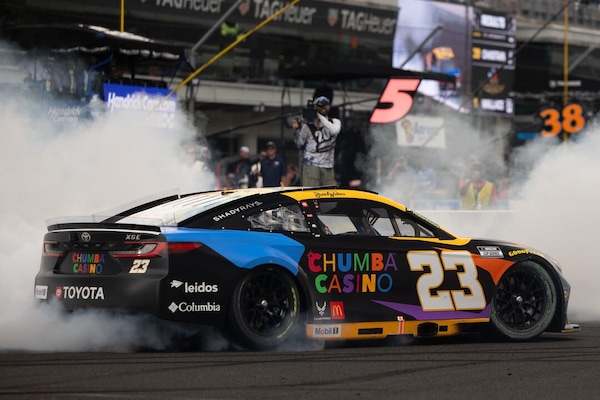 NASCAR: Bubba Wallace la spunta a Indianapolis