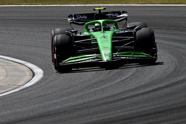 Bortoleto, da rookie in difficoltà alla P6 in Ungheria