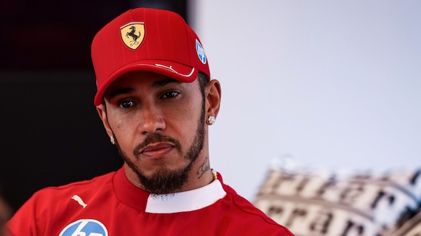 L'editoriale del direttore: Ritratti Della Delusione