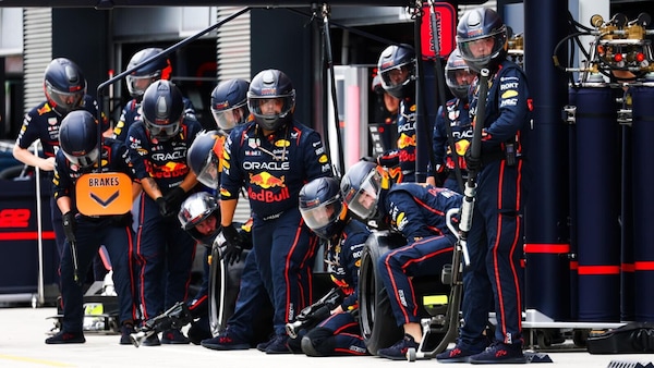 Red Bull in tempesta: via Horner, Mekies al timone di una squadra in crisi