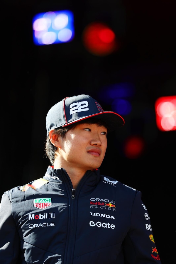 Tsunoda sotto pressione: dieci gare per salvare il suo futuro in F1