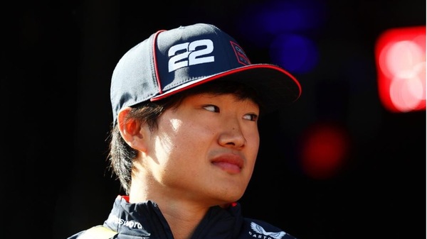 Tsunoda sotto pressione: dieci gare per salvare il suo futuro in F1