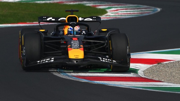 Verstappen: "Weekend incredibile: monoposto perfetta, oggi volavamo"