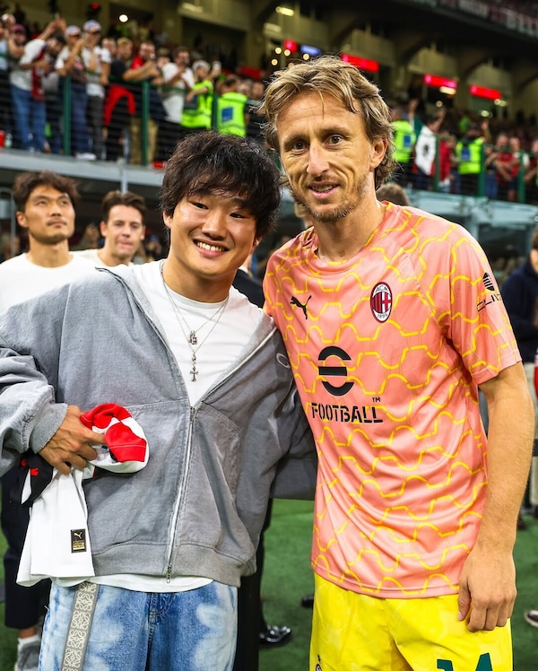 Tsunoda "scende in campo" con il Milan